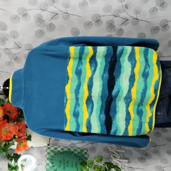 Lands' End Heritage Fleece Pullover - Picture 5 of 8